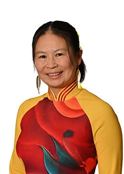 Headshot of Khuyen Tran